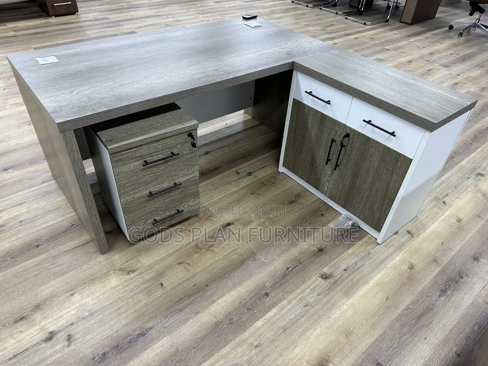 Office Table 1.6