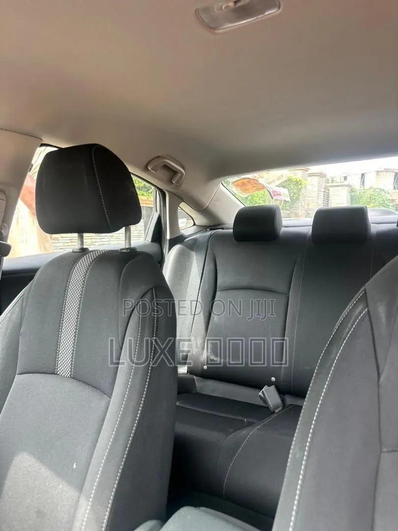 Honda Civic LX Sedan 2020 Gray
