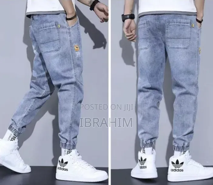 Comfortable Perforated & Elastic Jeans-styled Jogger Pants