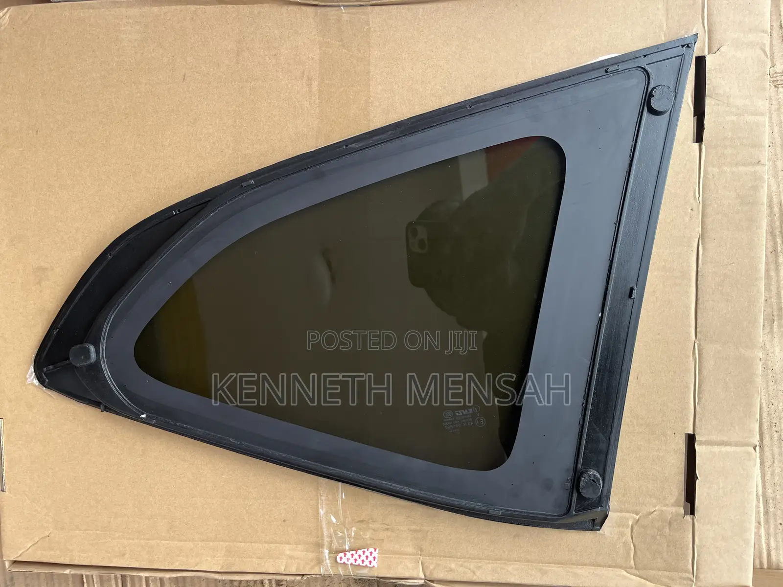 Honda CRV 2017 2018 2019 2020 2021 2022 Door Vent Glass