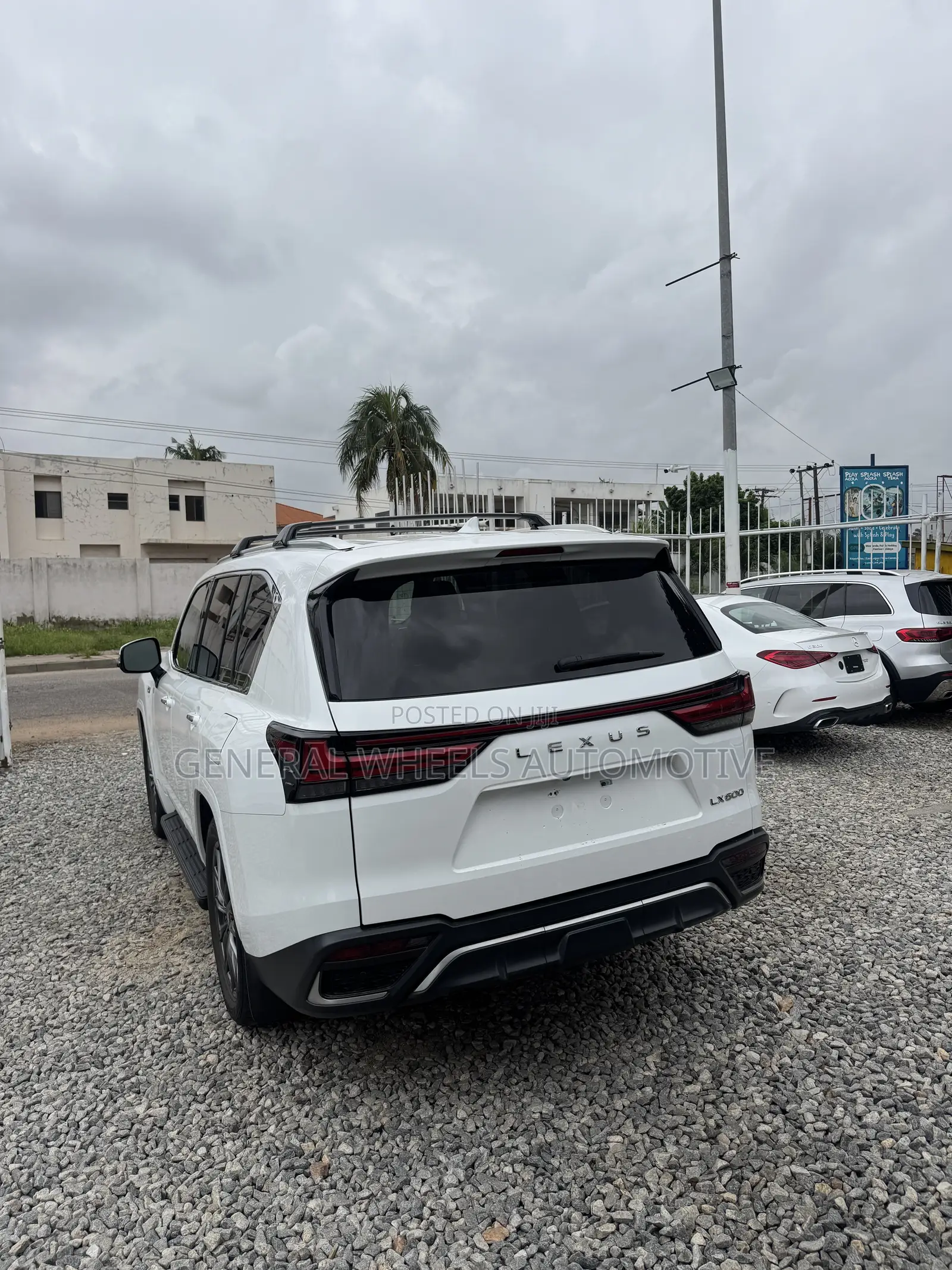 Lexus LX 600 2023 White