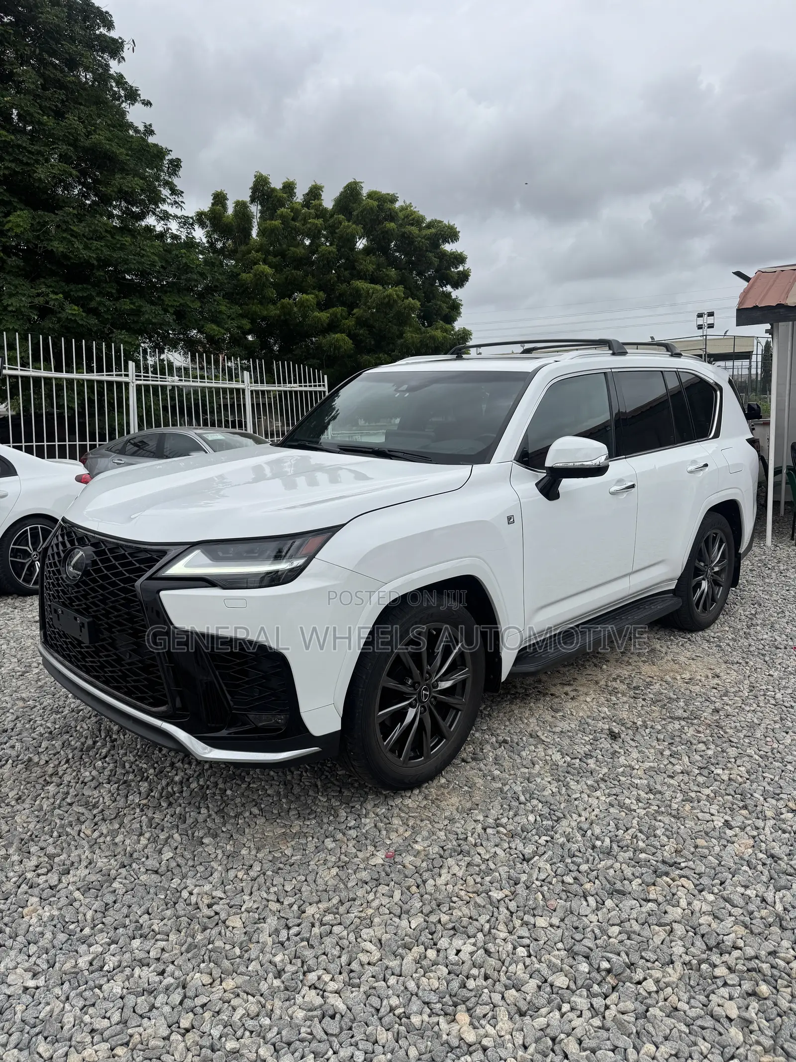 Lexus LX 600 2023 White