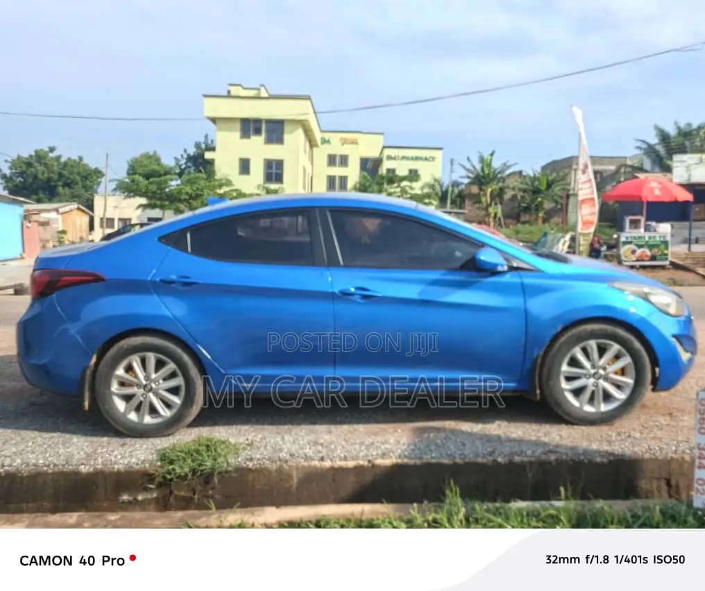 Hyundai Elantra GLS Sedan FWD (1.8L 4cyl 6A) 2013 Blue