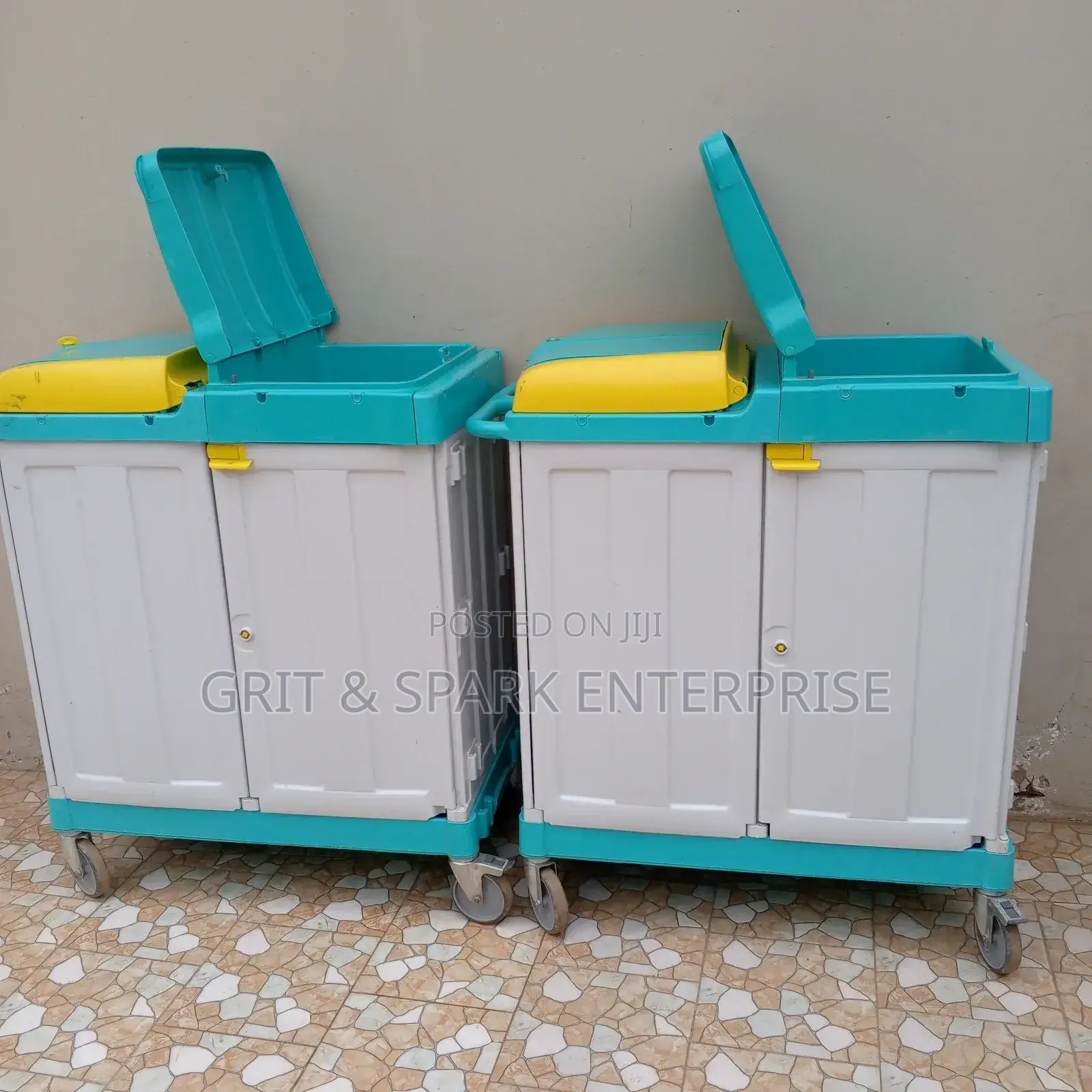 Trolley With 2 Compartments Cleaning Companies/Hospitals Uk Very Neat