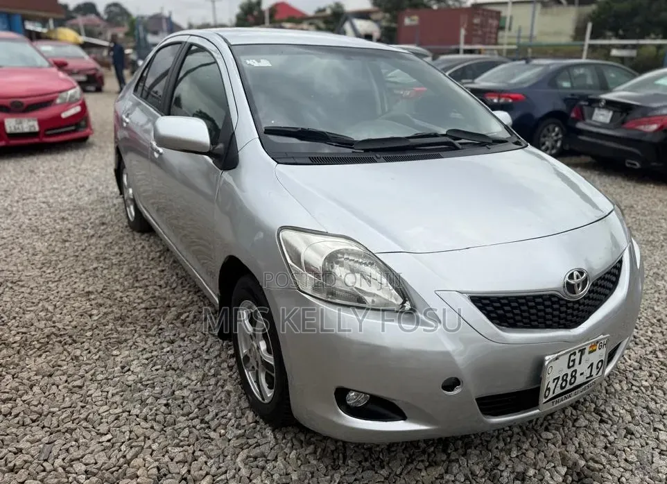 Toyota Yaris 2008 Silver