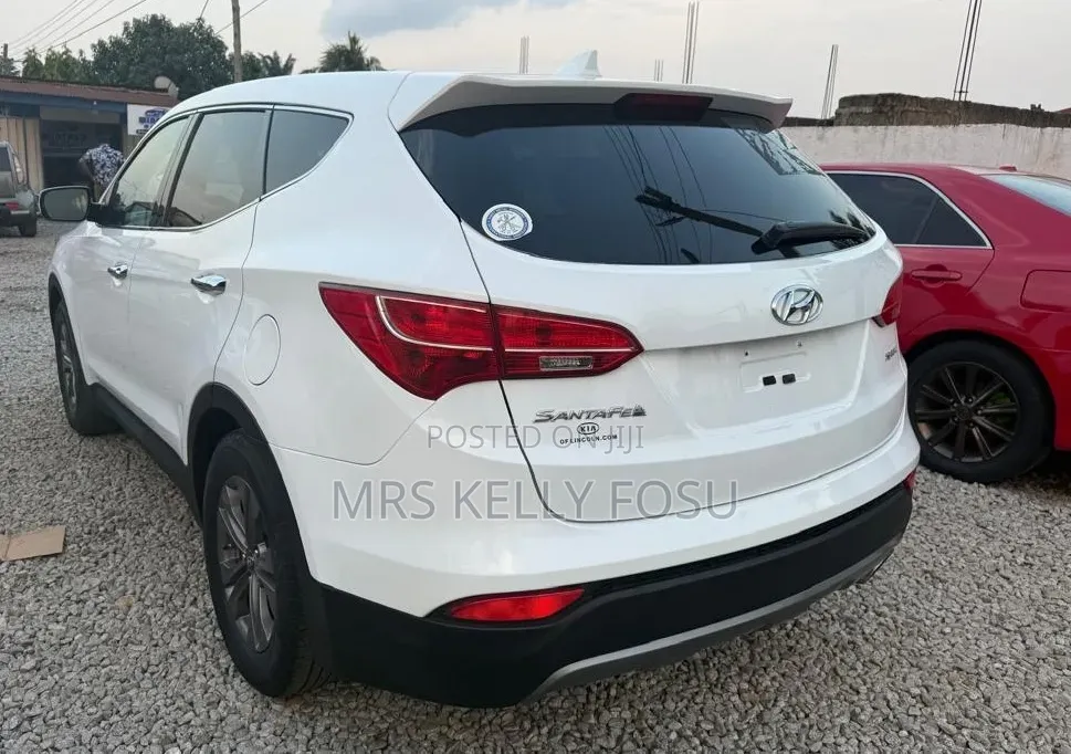 Hyundai Santa Fe 2014 White