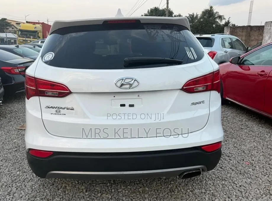 Hyundai Santa Fe 2014 White