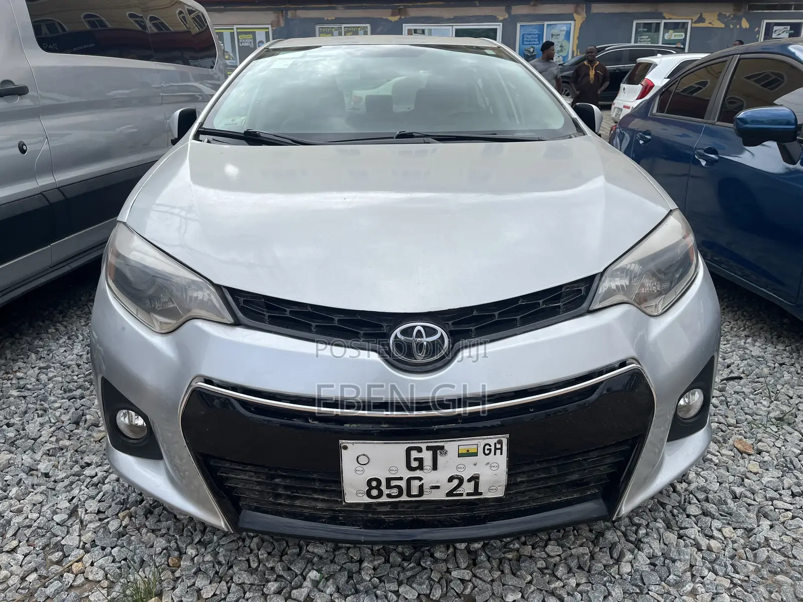 Toyota Corolla LE 4dr Sedan (1.8L 4cyl CVT) 2015 Silver