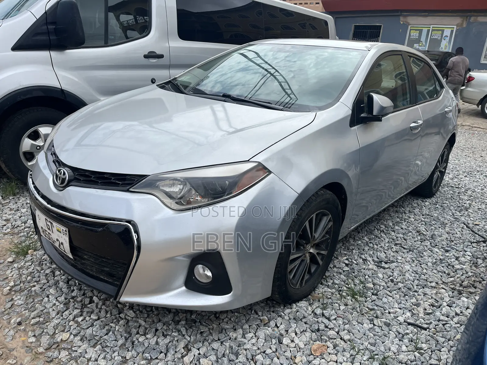 Toyota Corolla LE 4dr Sedan (1.8L 4cyl CVT) 2015 Silver