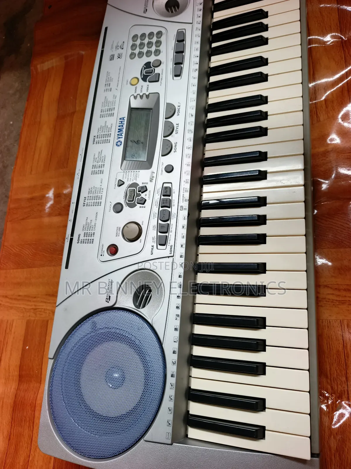 Yamaha Psr275
