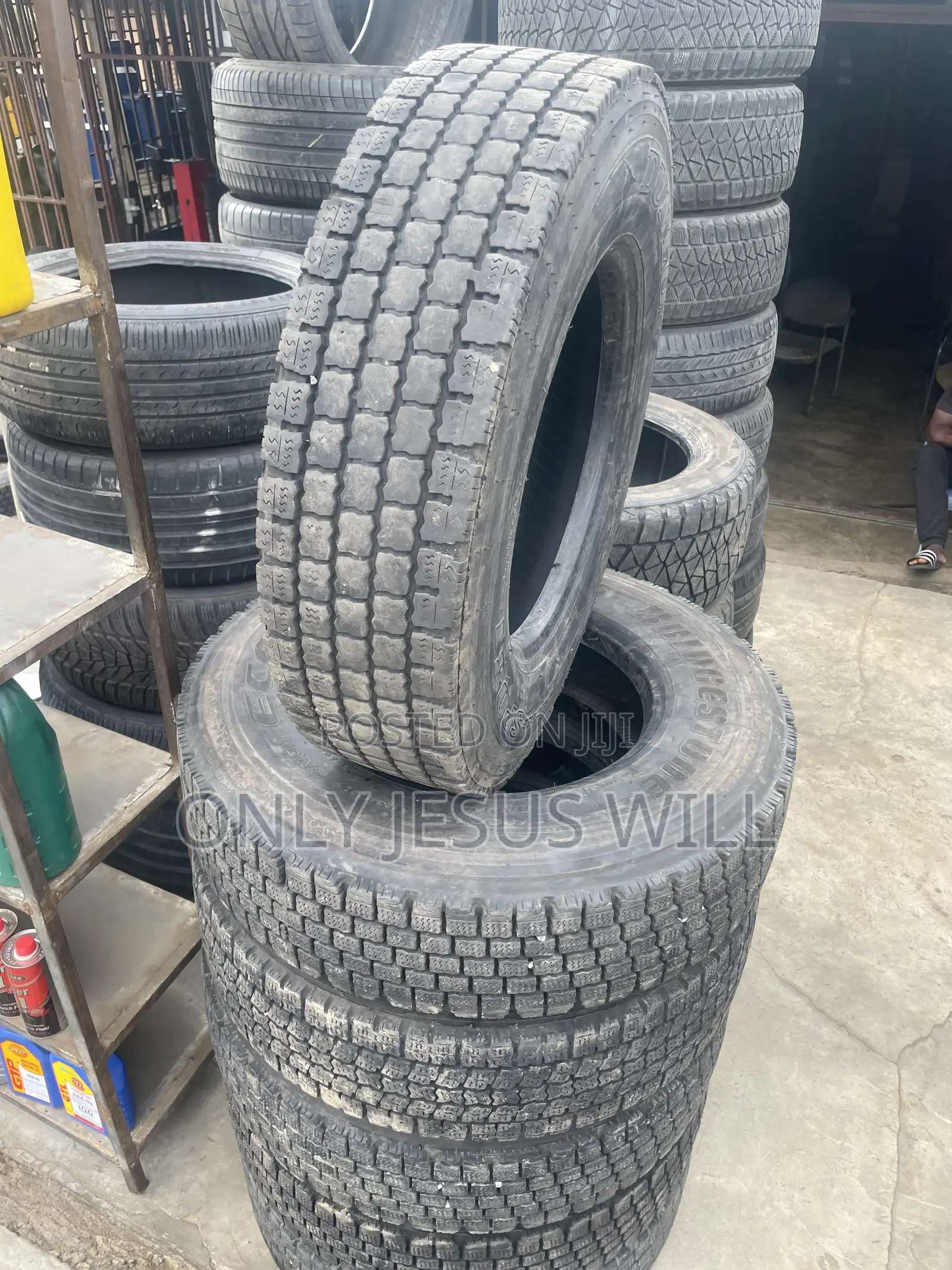 225/80/17.5. Tires