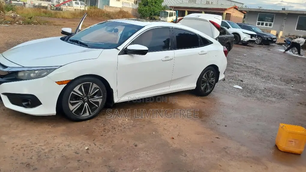 Honda Civic EX-L 4dr Sedan (1.5L 4cyl) 2017 White