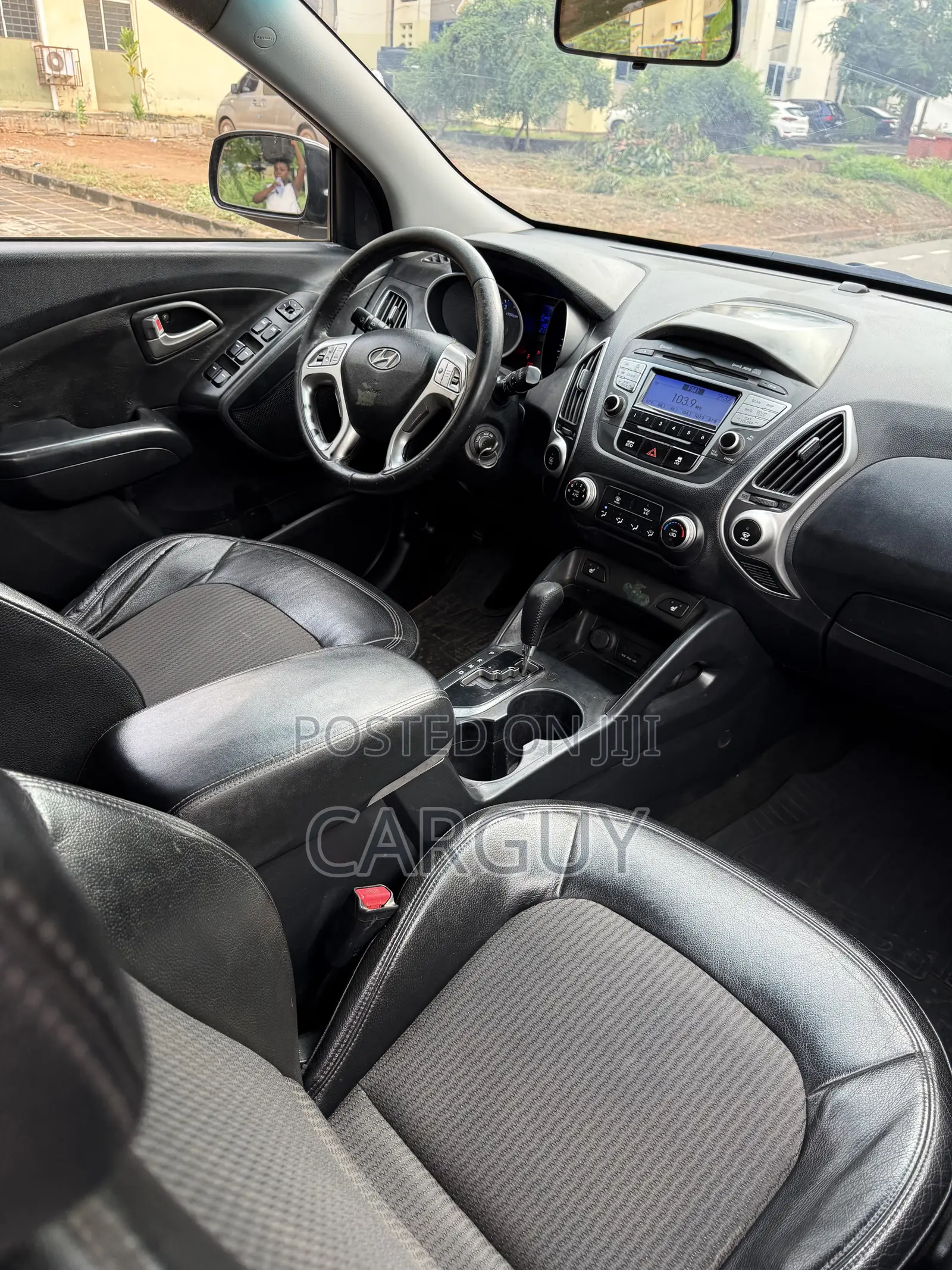 Hyundai Tucson GLS AWD 2012 Black