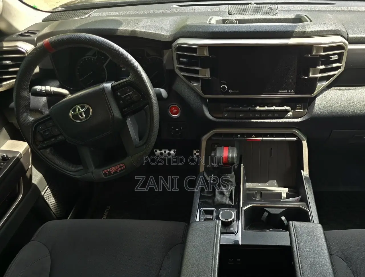 Toyota Tundra 2024 Black