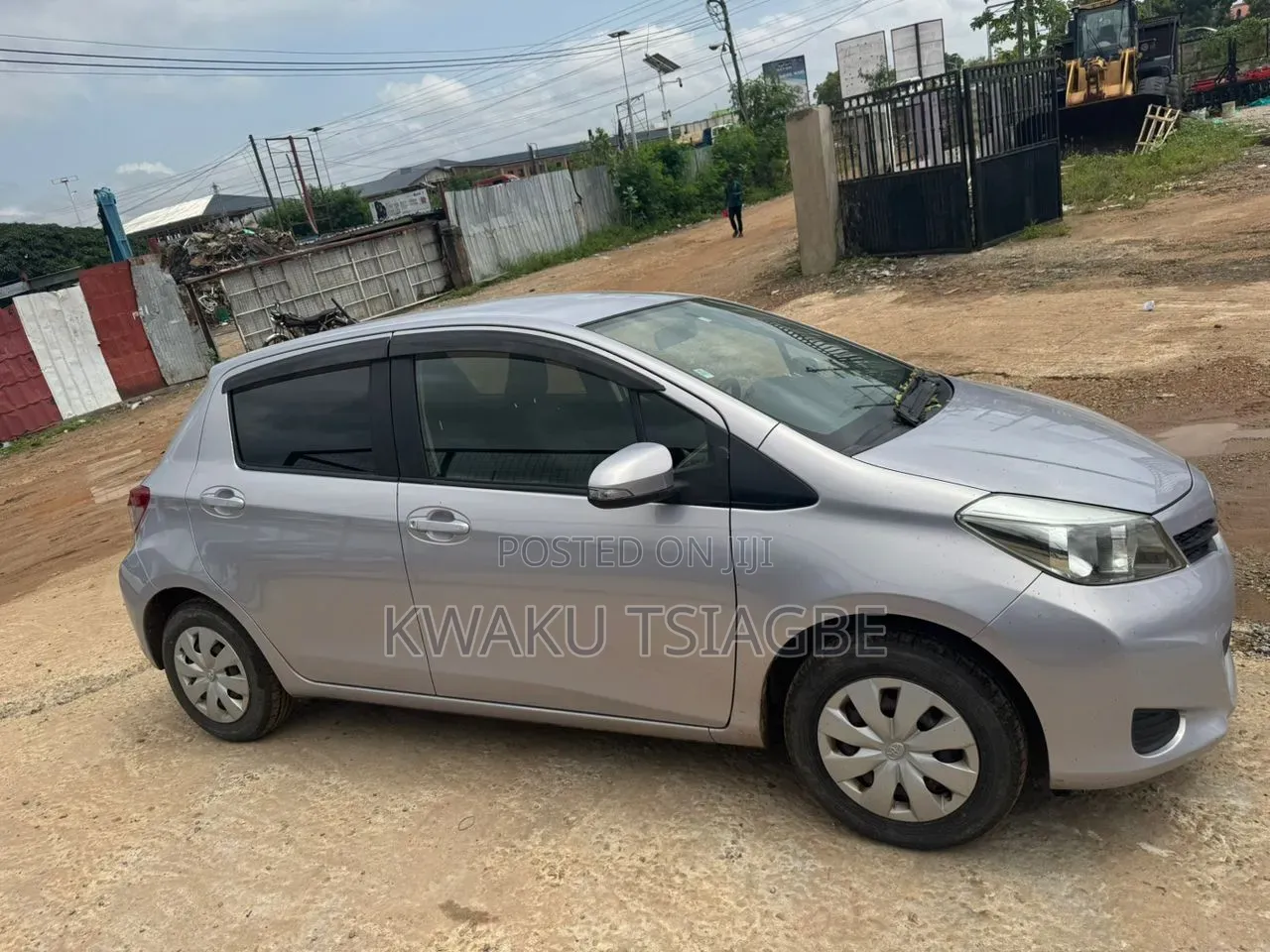 Toyota Vitz 2012 Purple