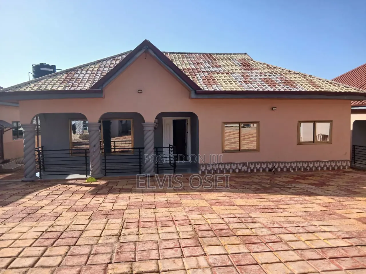 3bdrm House in Gbawe Zeroo Abosey, Accra Metropolitan for rent