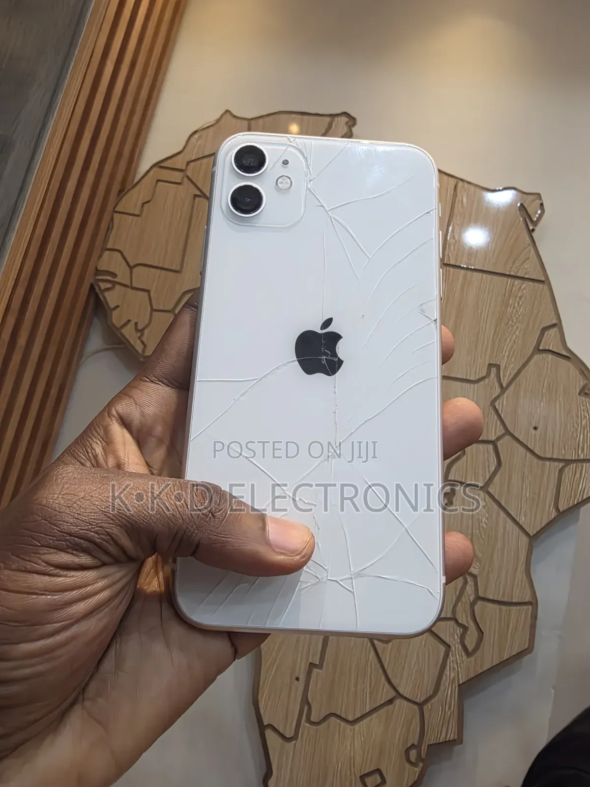 Apple iPhone 11 64 GB White