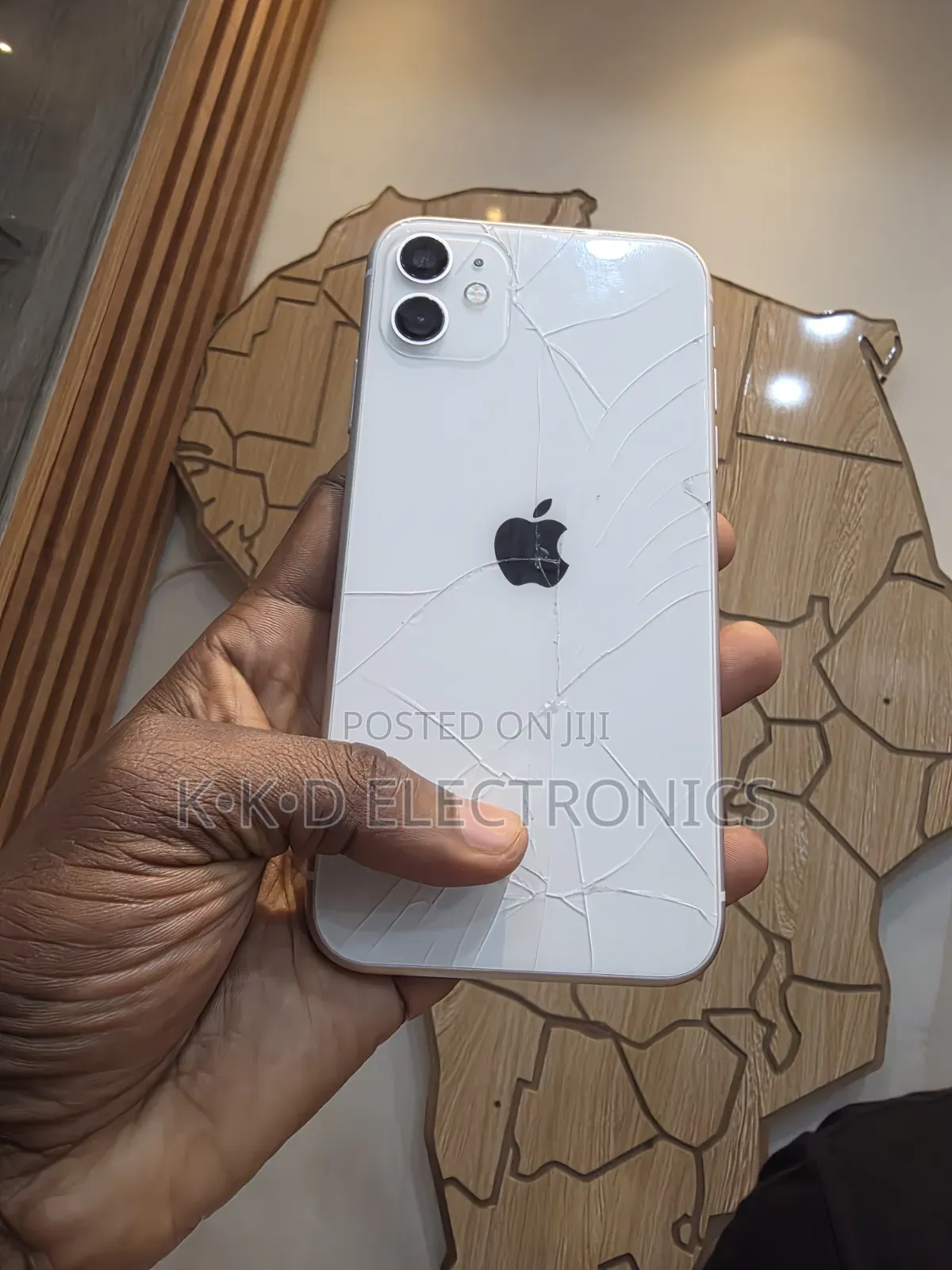Apple iPhone 11 64 GB White