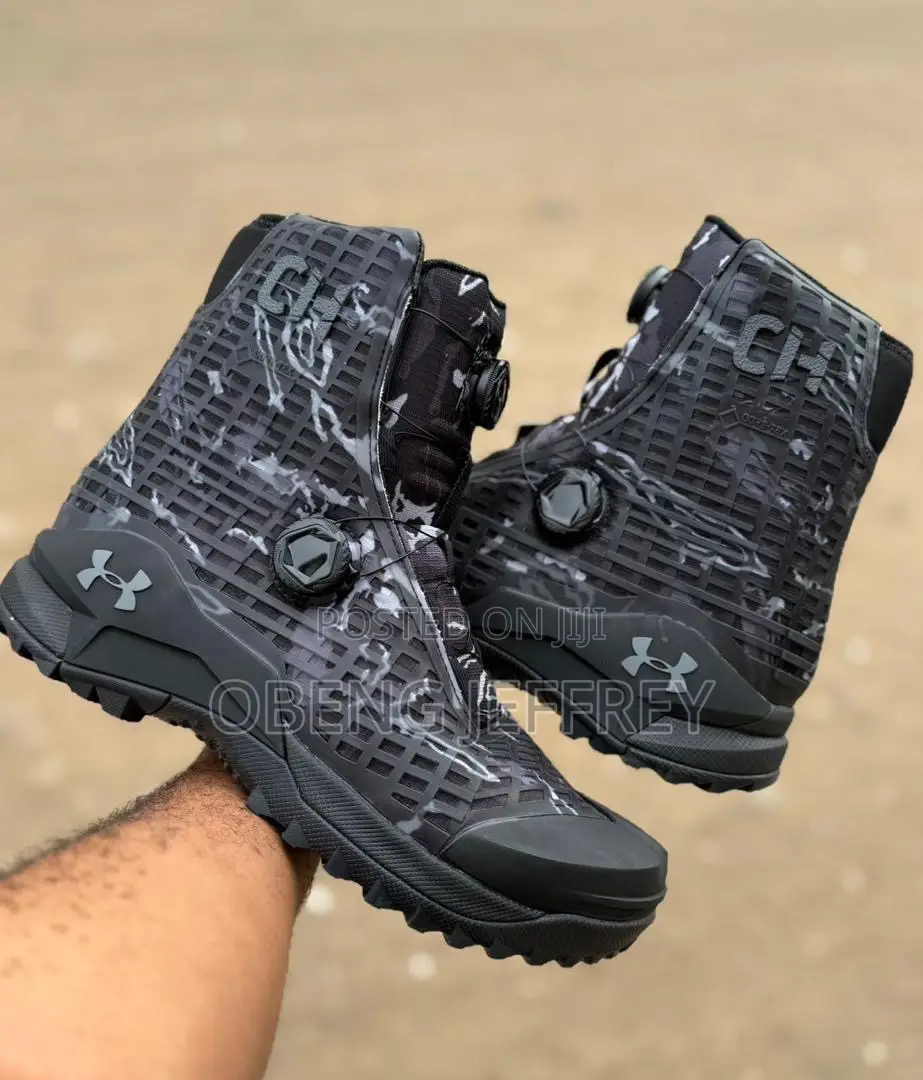 Original Under Armour Goretex Camo Boots in Colours