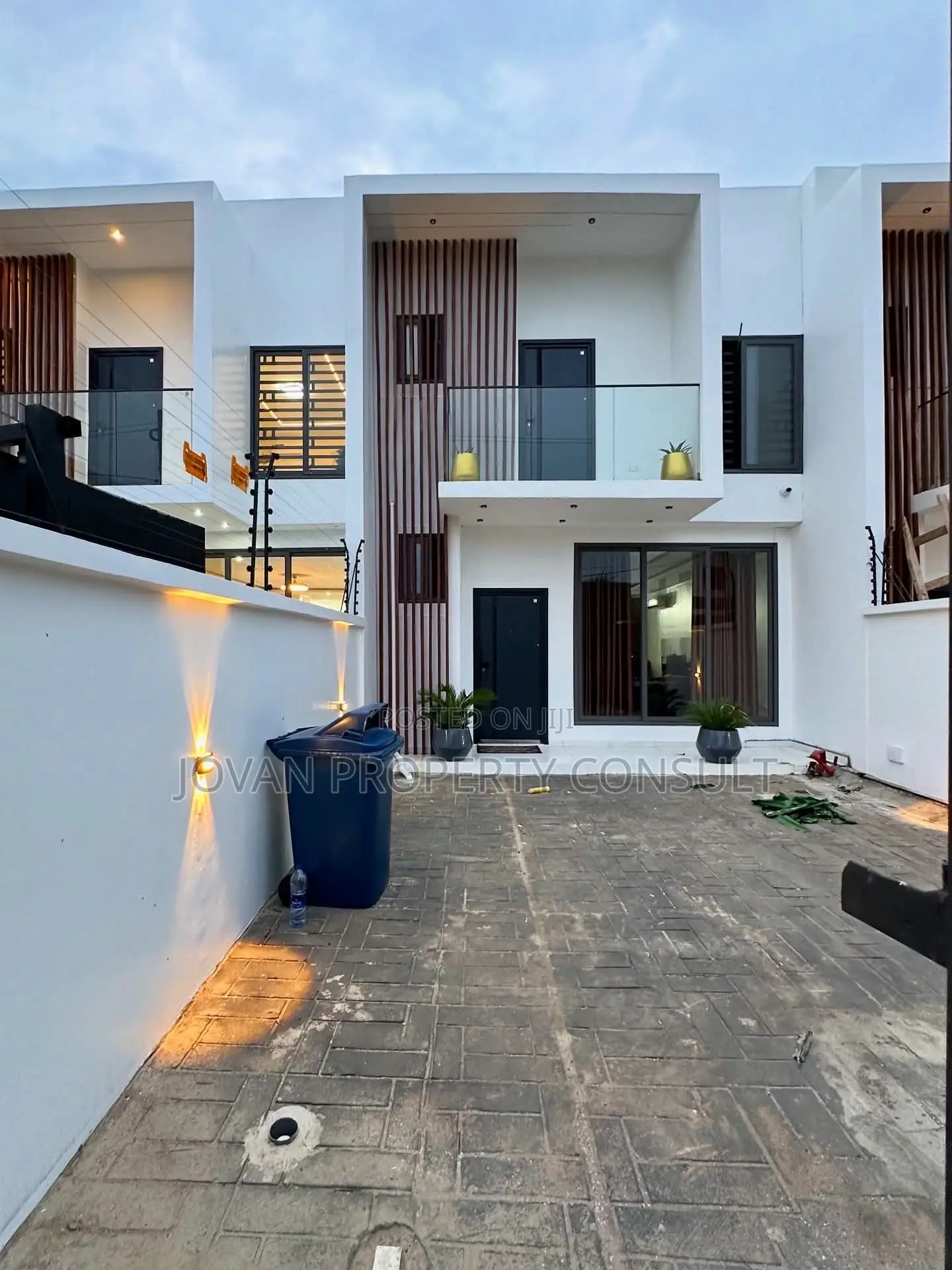 2bdrm House in Botwe School, East Legon for sale