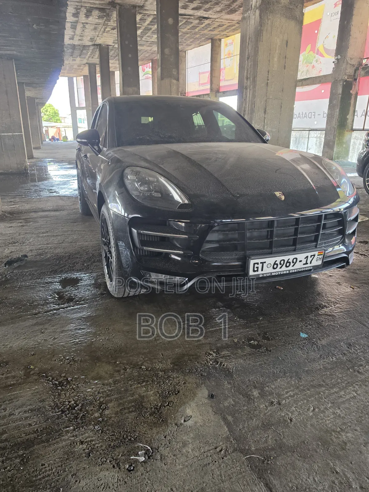 Porsche Macan Turbo w/Performance Package 2017 Black