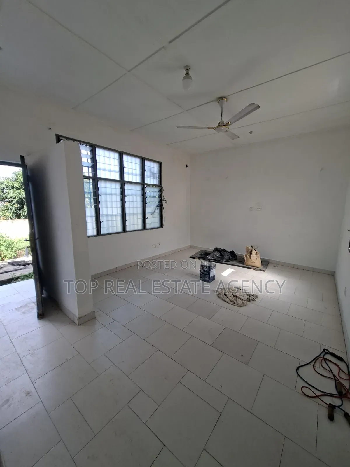 1bdrm Apartment in Ga East Municipal for rent
