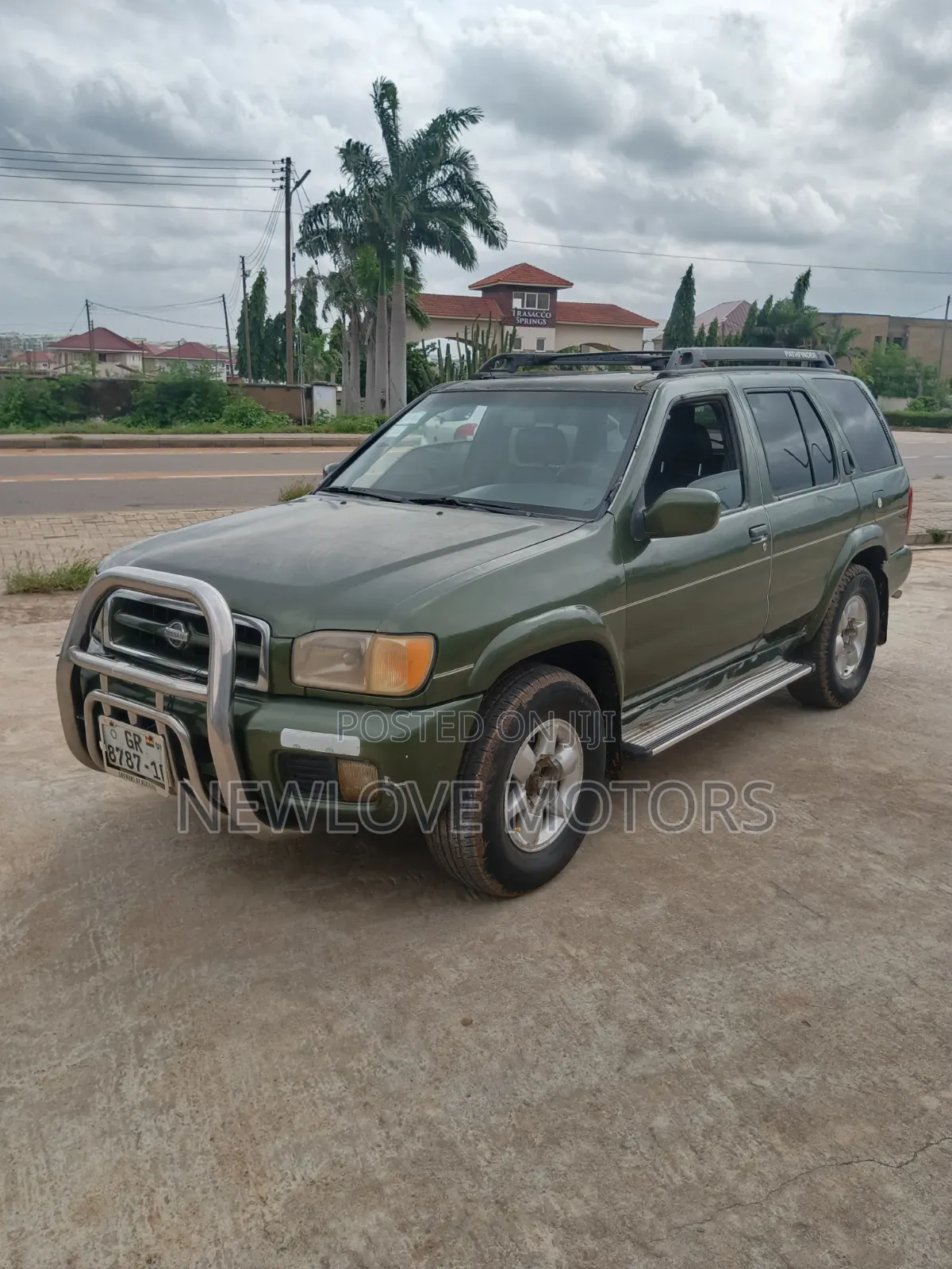 Nissan Pathfinder 2004 Green