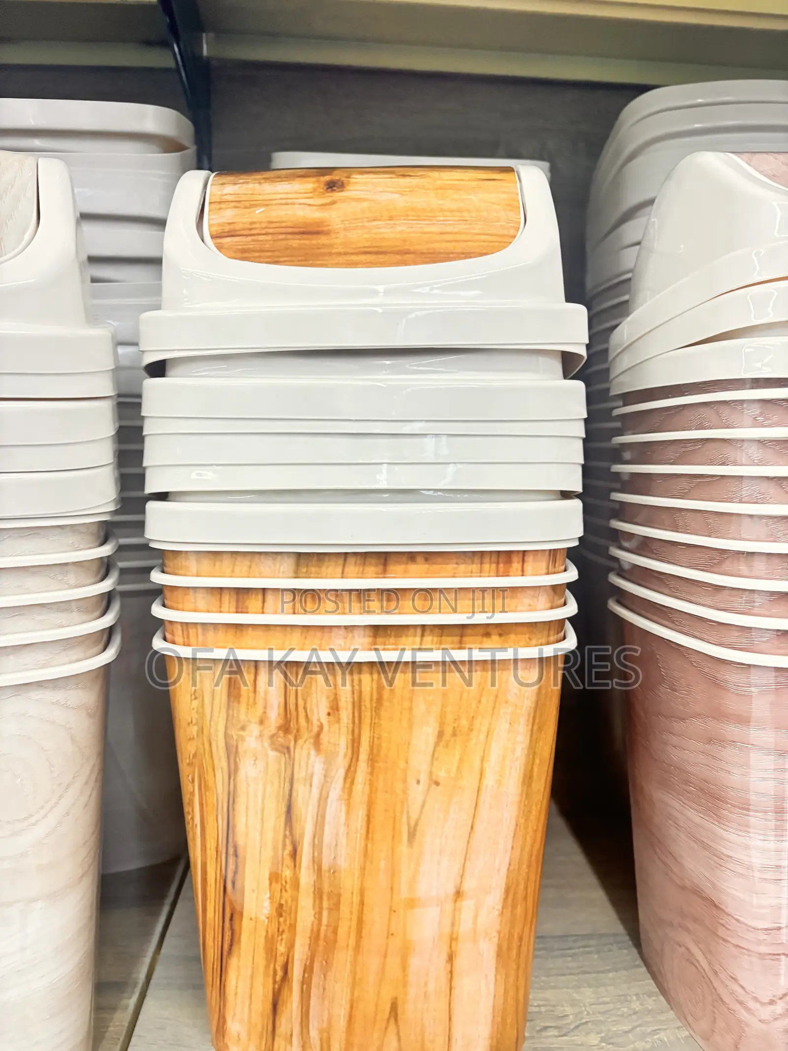 Trash Can ,Dustbin In Different Sizes And Colors