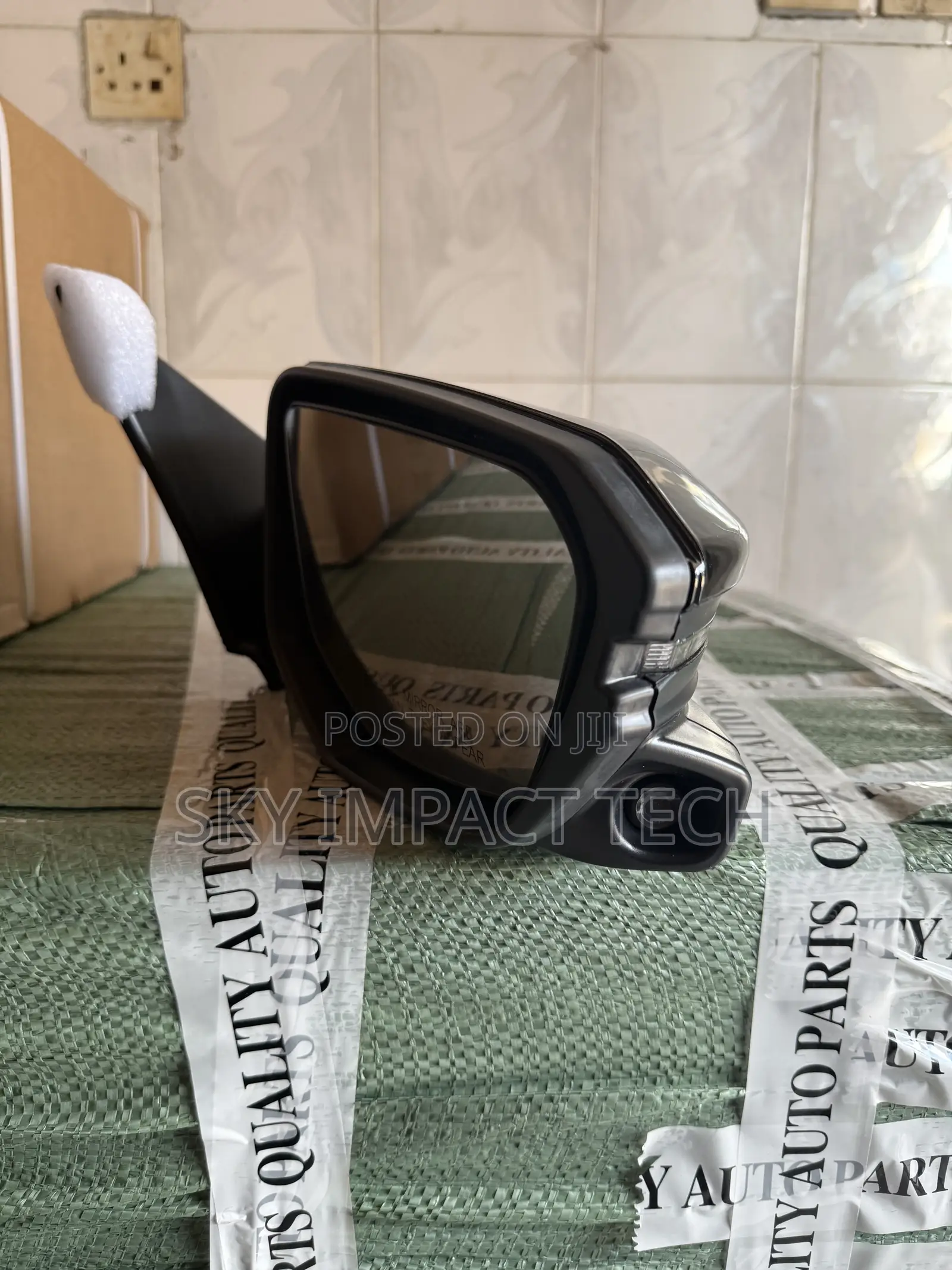 2016-21 Honda Civic Side Mirror With Camera