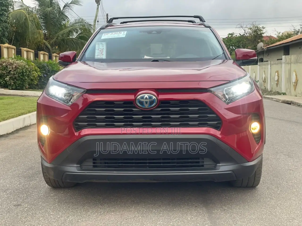 Toyota RAV4 LE AWD 2019 Red