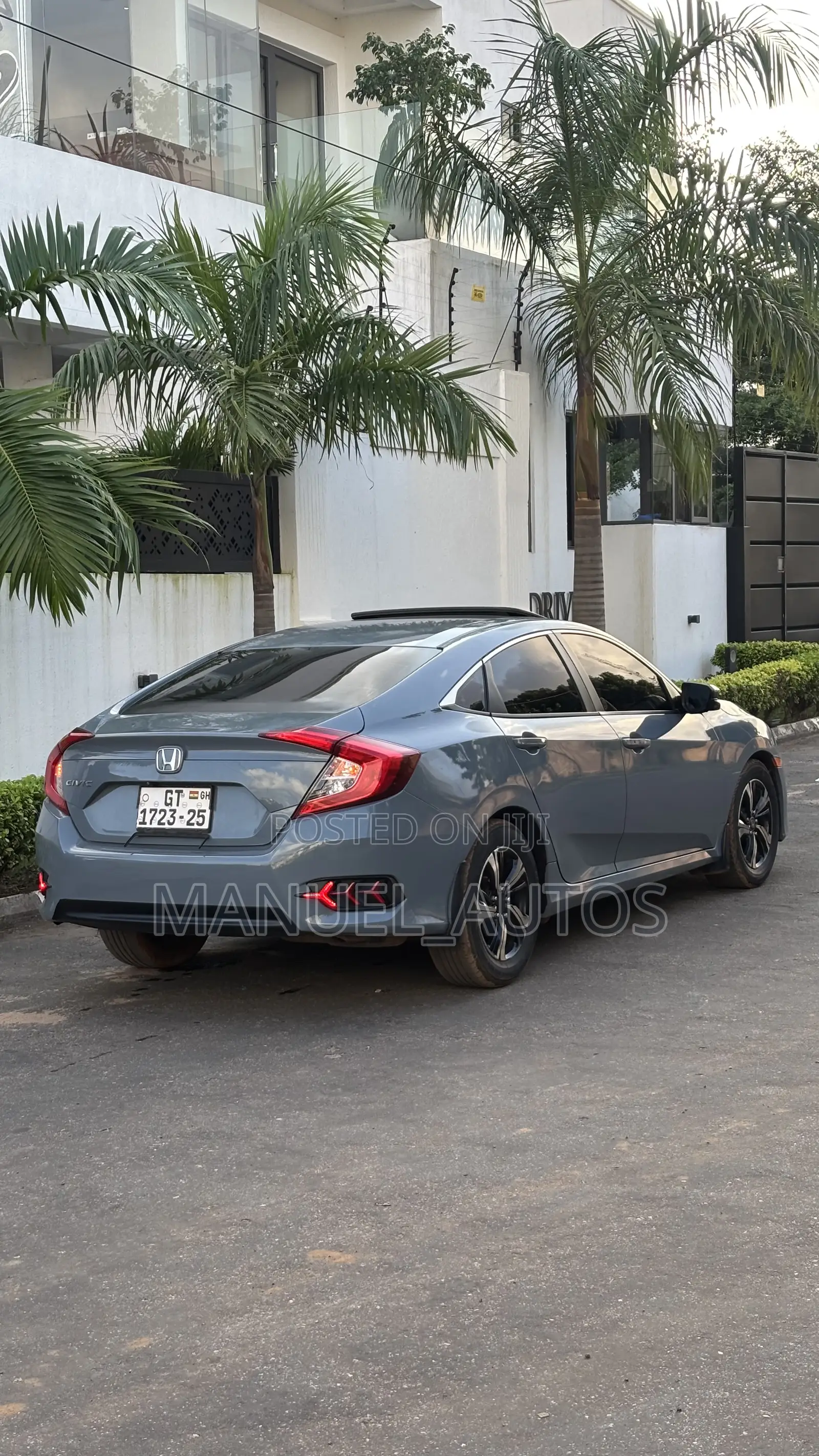 Honda Civic EX 4dr Sedan (2.0L 4cyl) 2017 Gray