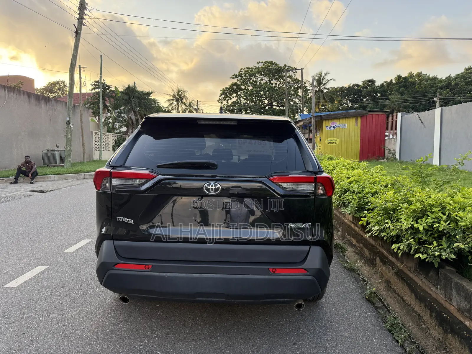 Toyota RAV4 LE AWD 2023 Black