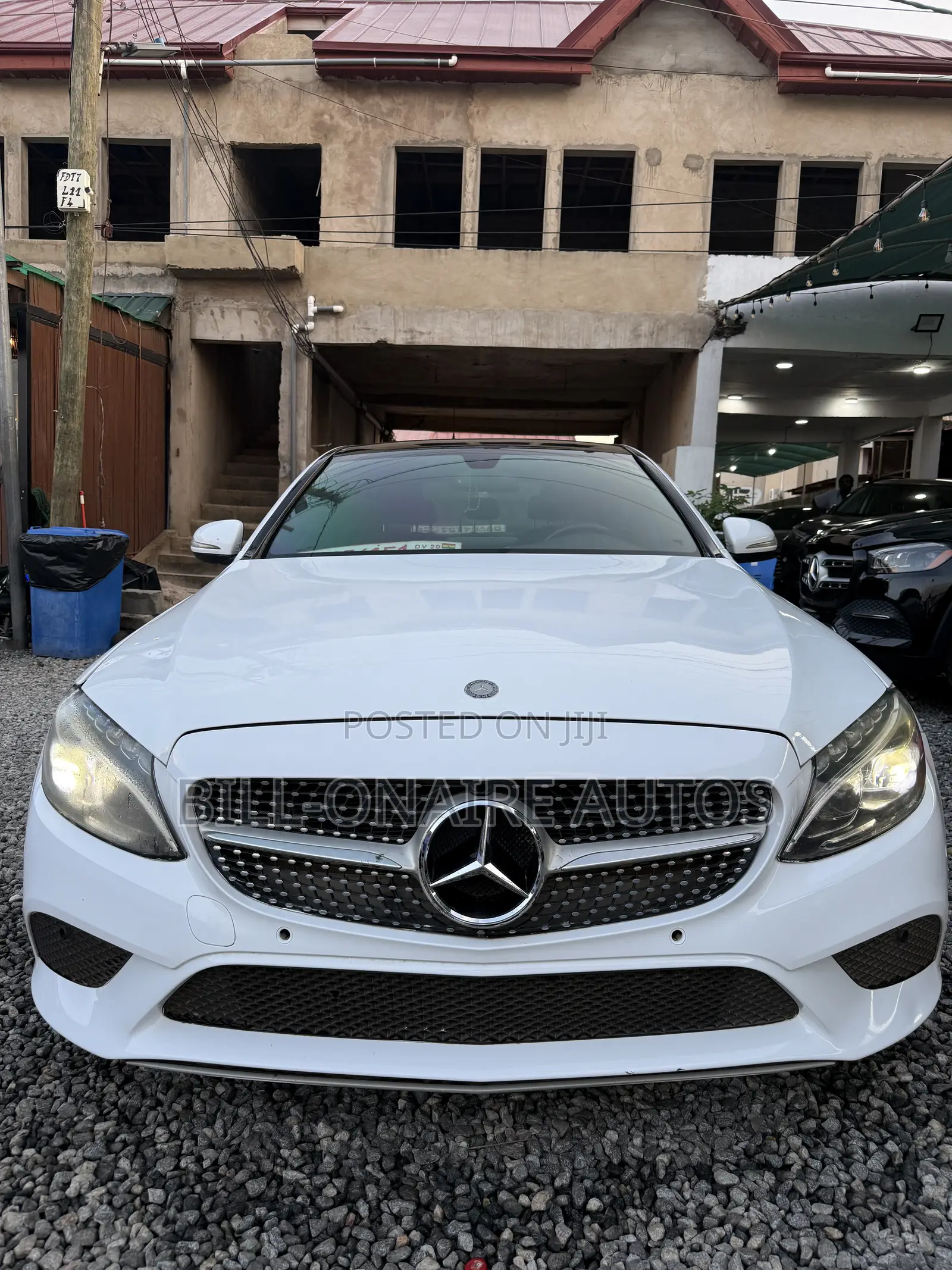 Mercedes-Benz C300 Luxury 4Matic Sedan AWD (2.0L 4cyl 7A) 2016 White