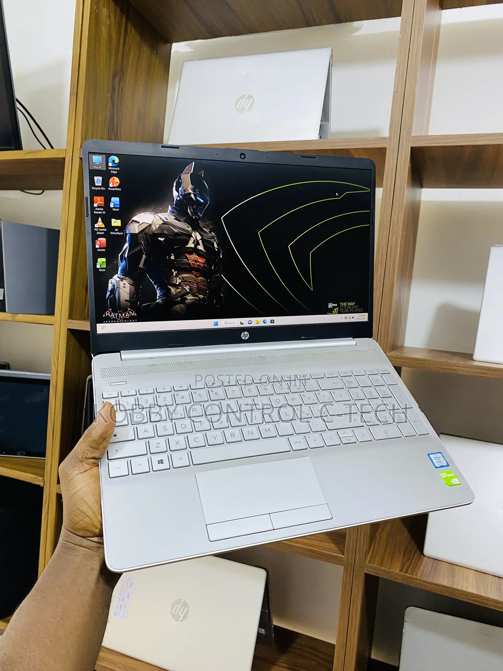 Laptop HP 15-dw3031 12GB Intel Core i7 SSD 256GB