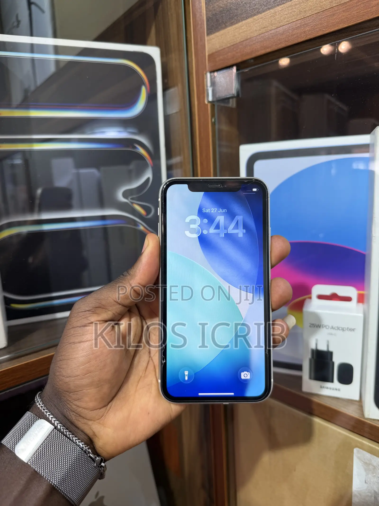 Apple iPhone 11 64 GB White