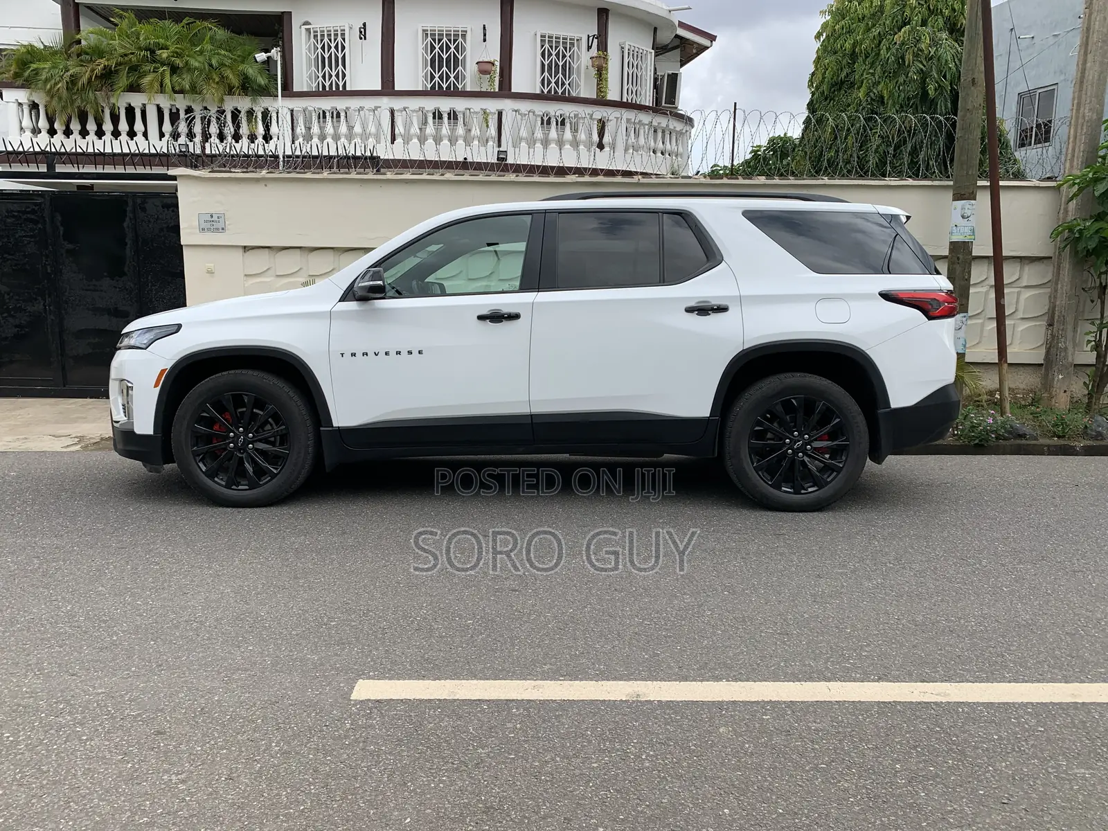 Chevrolet Traverse 2024 White