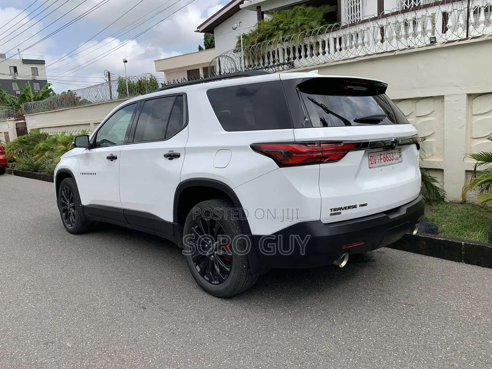 Chevrolet Traverse 2024 White