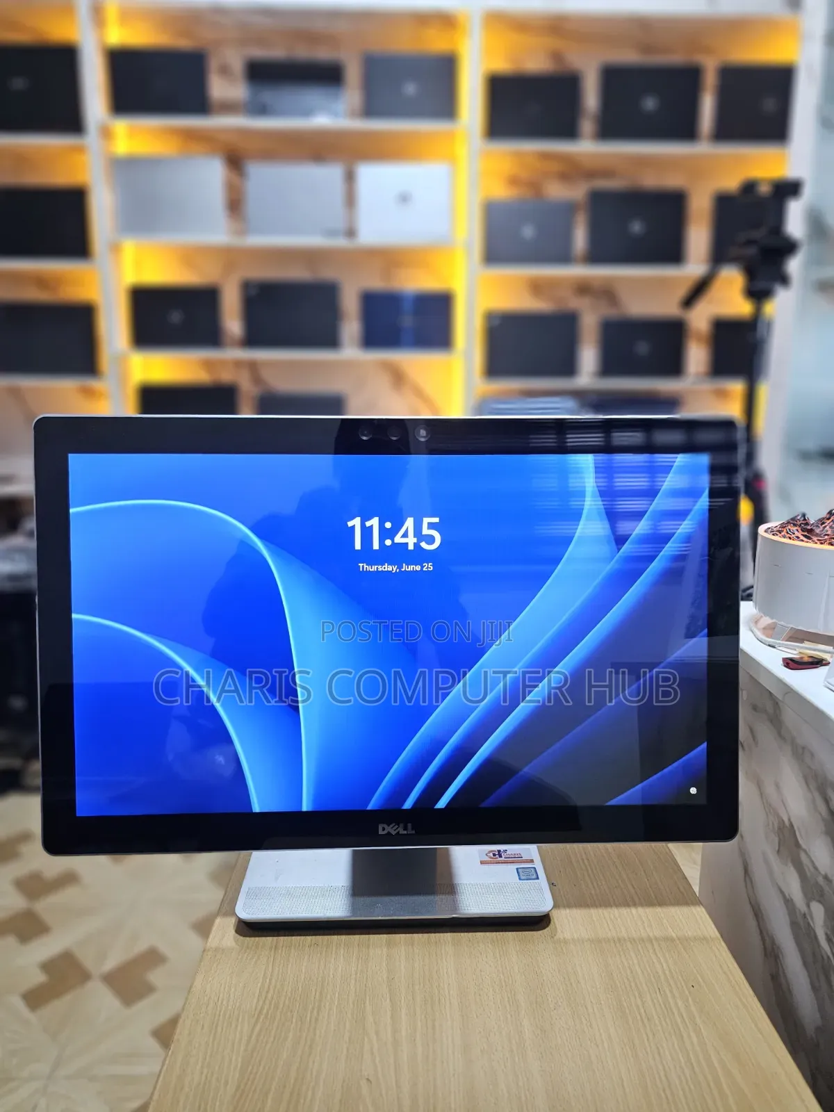 Desktop Computer Dell Inspiron 24 5000 16GB Intel Core i7 SSD 256GB