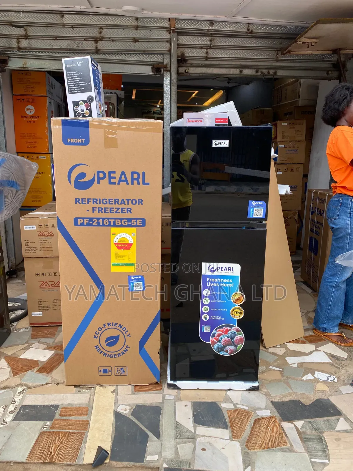 Pearl 136 Litre Black Mirror Double Door Fridge With Top Freezer