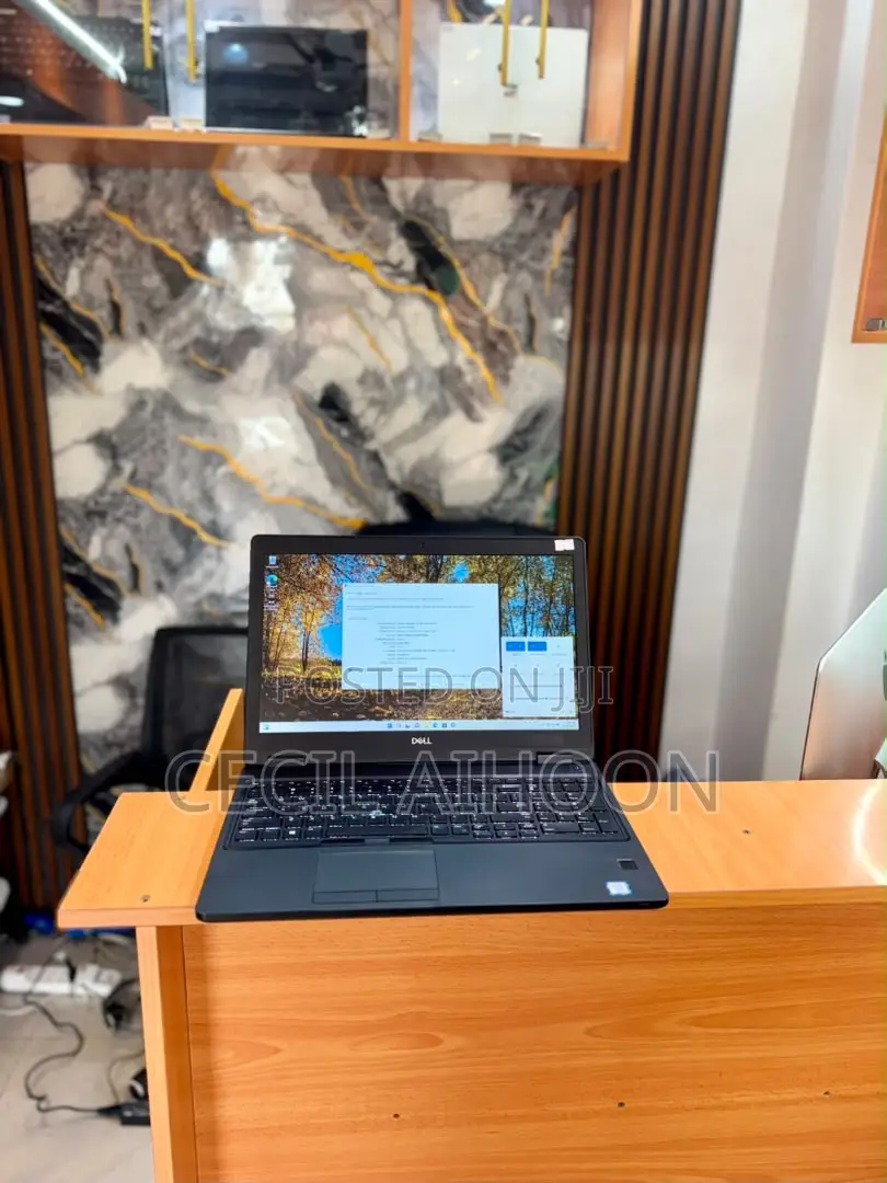 Laptop Dell Latitude 5590 8GB Intel Core i7 SSD 256GB