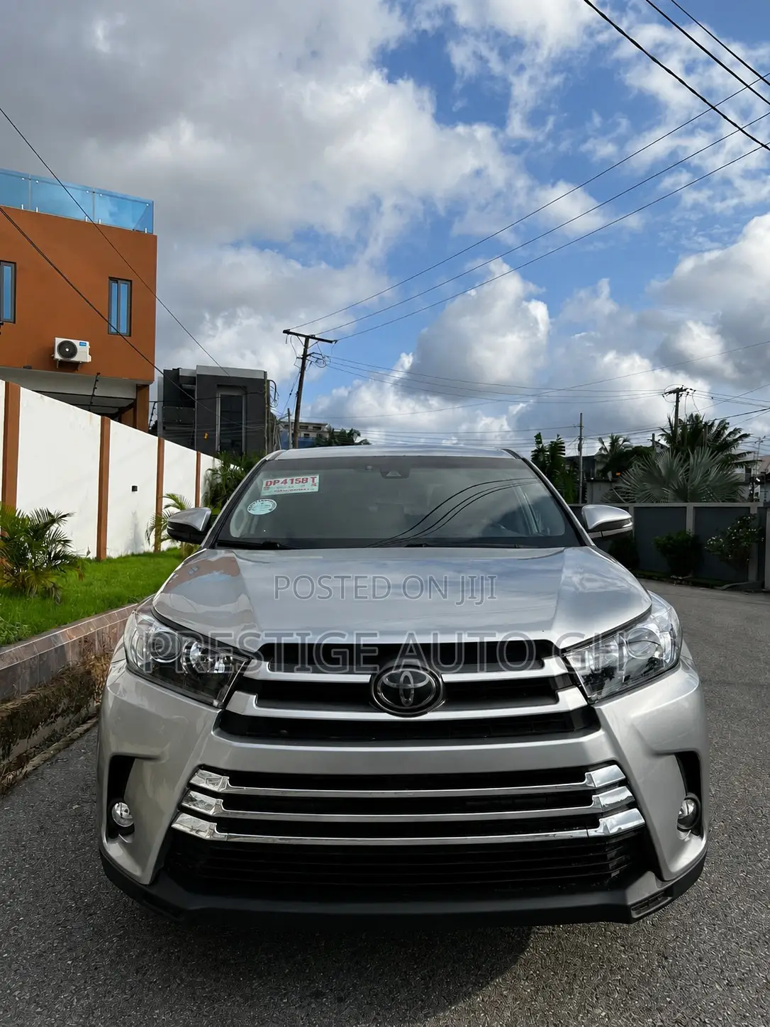 Toyota Highlander LE 2019 Silver
