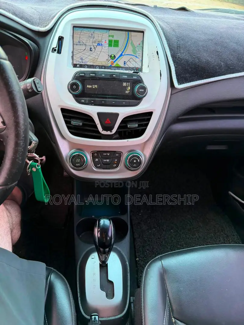 Chevrolet Spark 2016 White