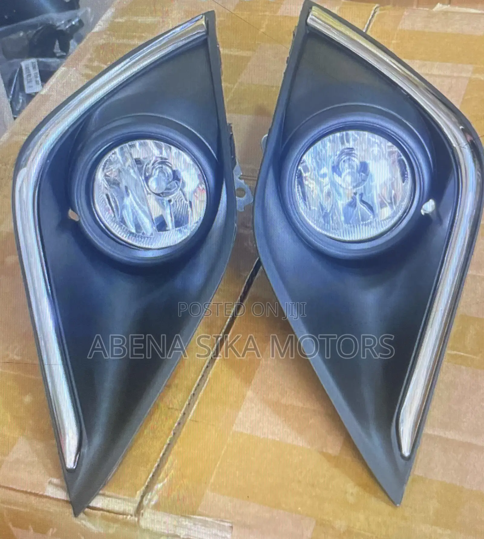 Mitsubishi Outlander 2016-2019 Fog Light and Cover