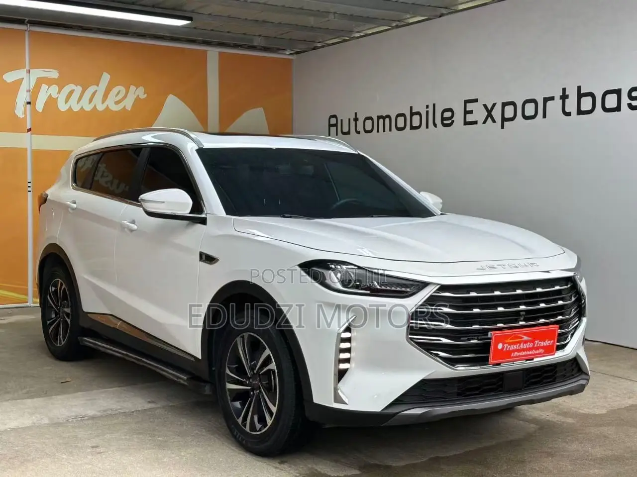 Jetour X70 Plus 1.5 7-Seater FWD 2021 White