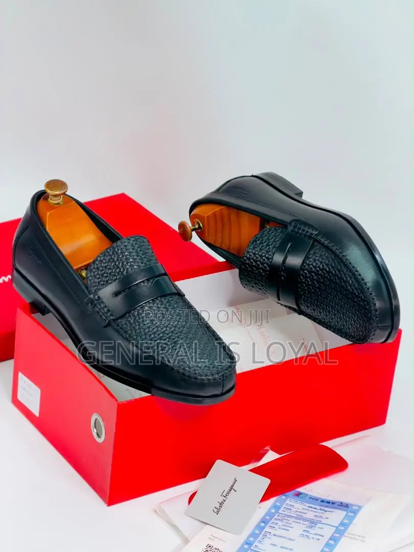 Ferragamo Black Men’S Leather Shoes