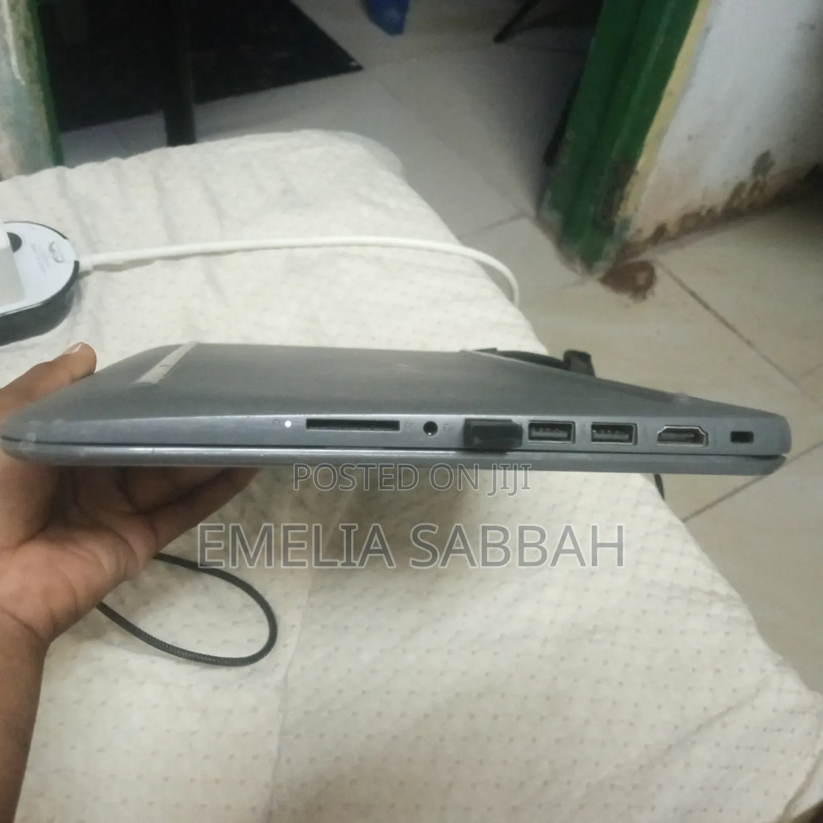 New Laptop 4GB Intel eMMC 32GB