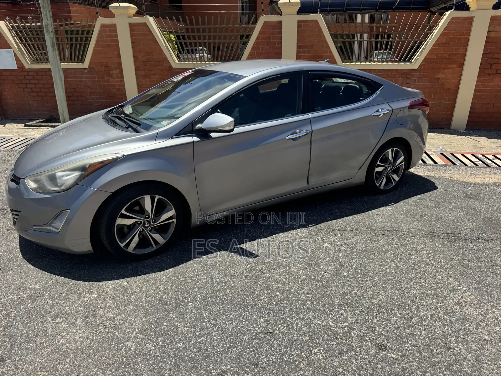 Hyundai Elantra Limited PZEV 4dr Sedan (1.8L 4cyl 6A) 2014 Gray