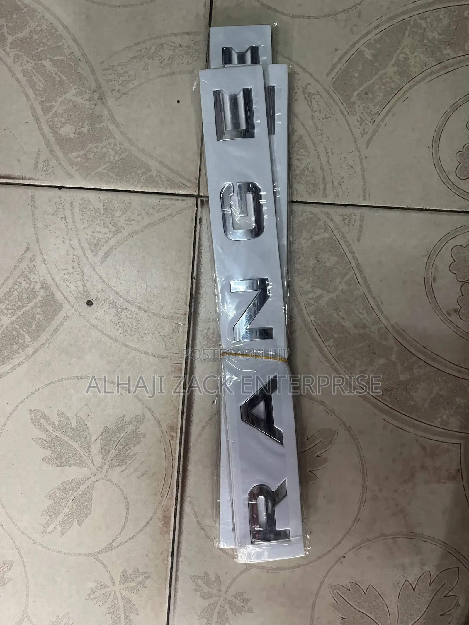 Range Rover Original Emblem Written