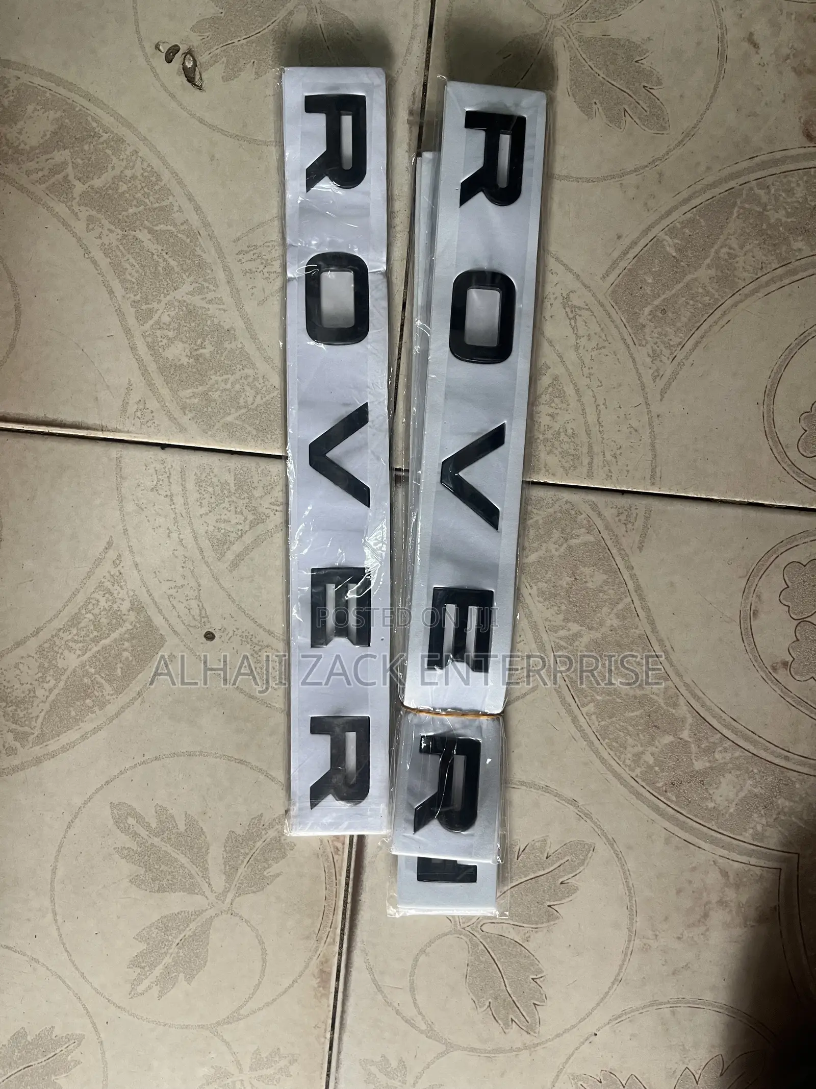 Range Rover Original Emblem Written