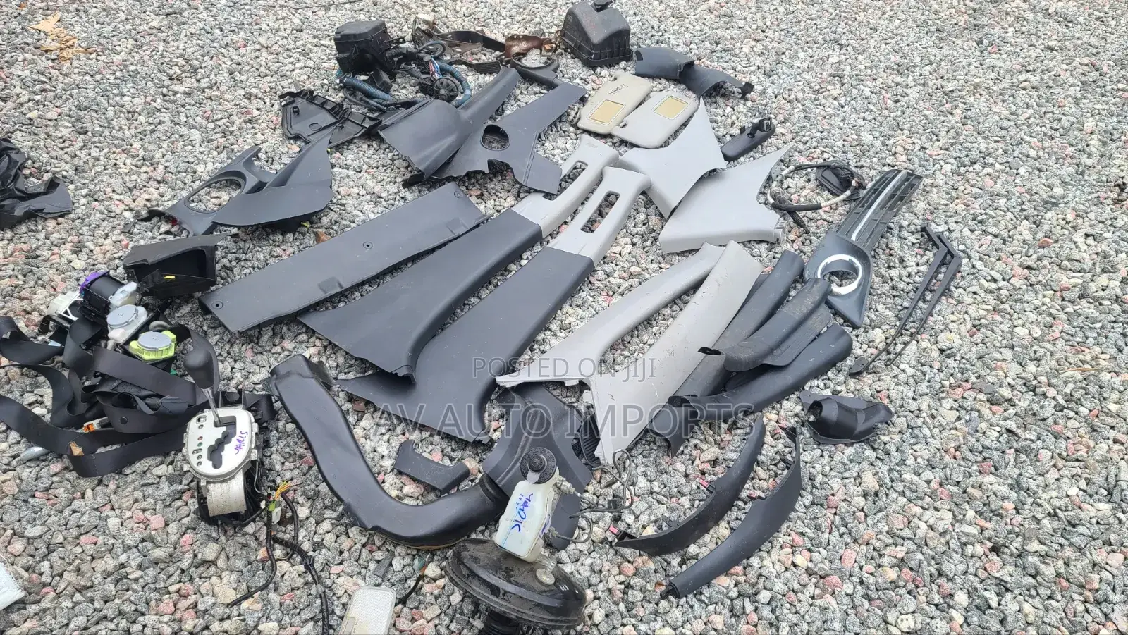 Yaris 08-12 Plastics/Parts